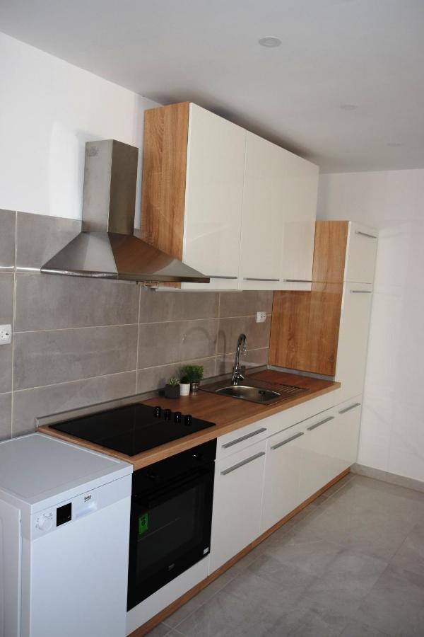 Marta II Your Holiday Home In Seget Center Трогір Екстер'єр фото